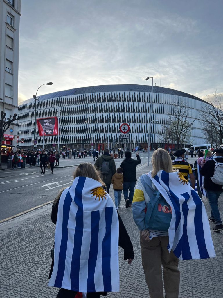 Más de 11.000 uruguayos fuimos locales en San Mamés